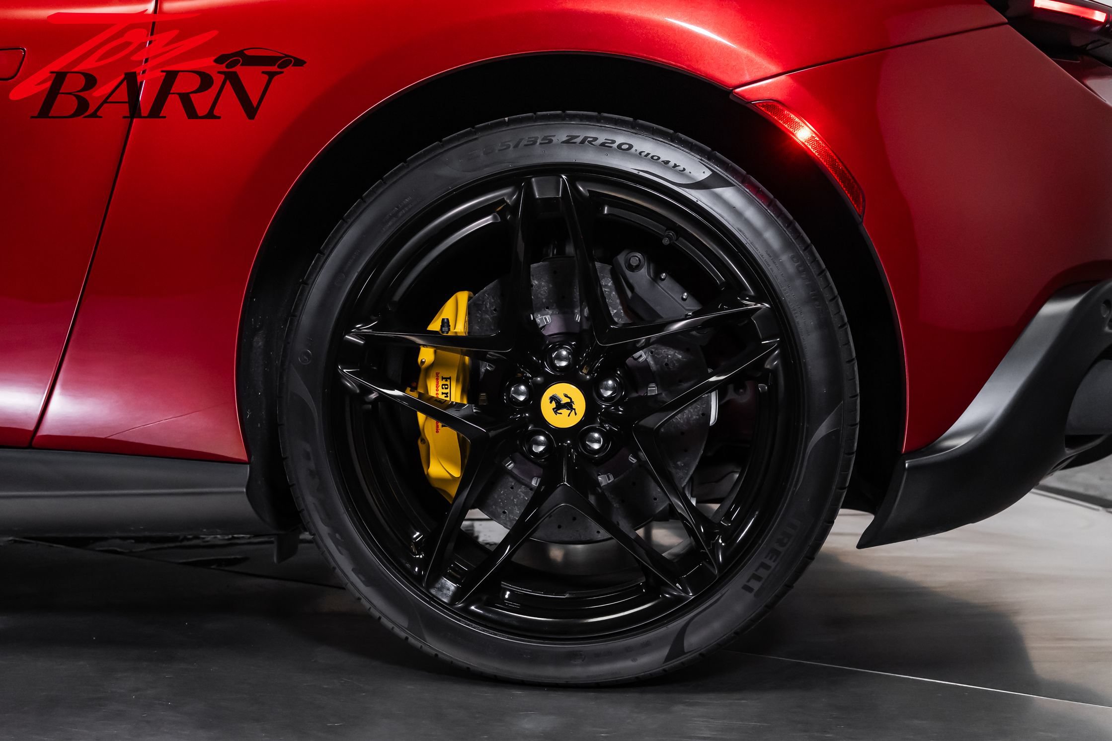 Used 2022 Ferrari Roma RWD image 18