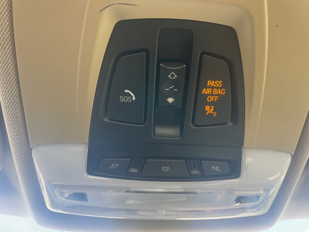 Used 2015 BMW 328i xDrive Sedan AWD/4WD image 26