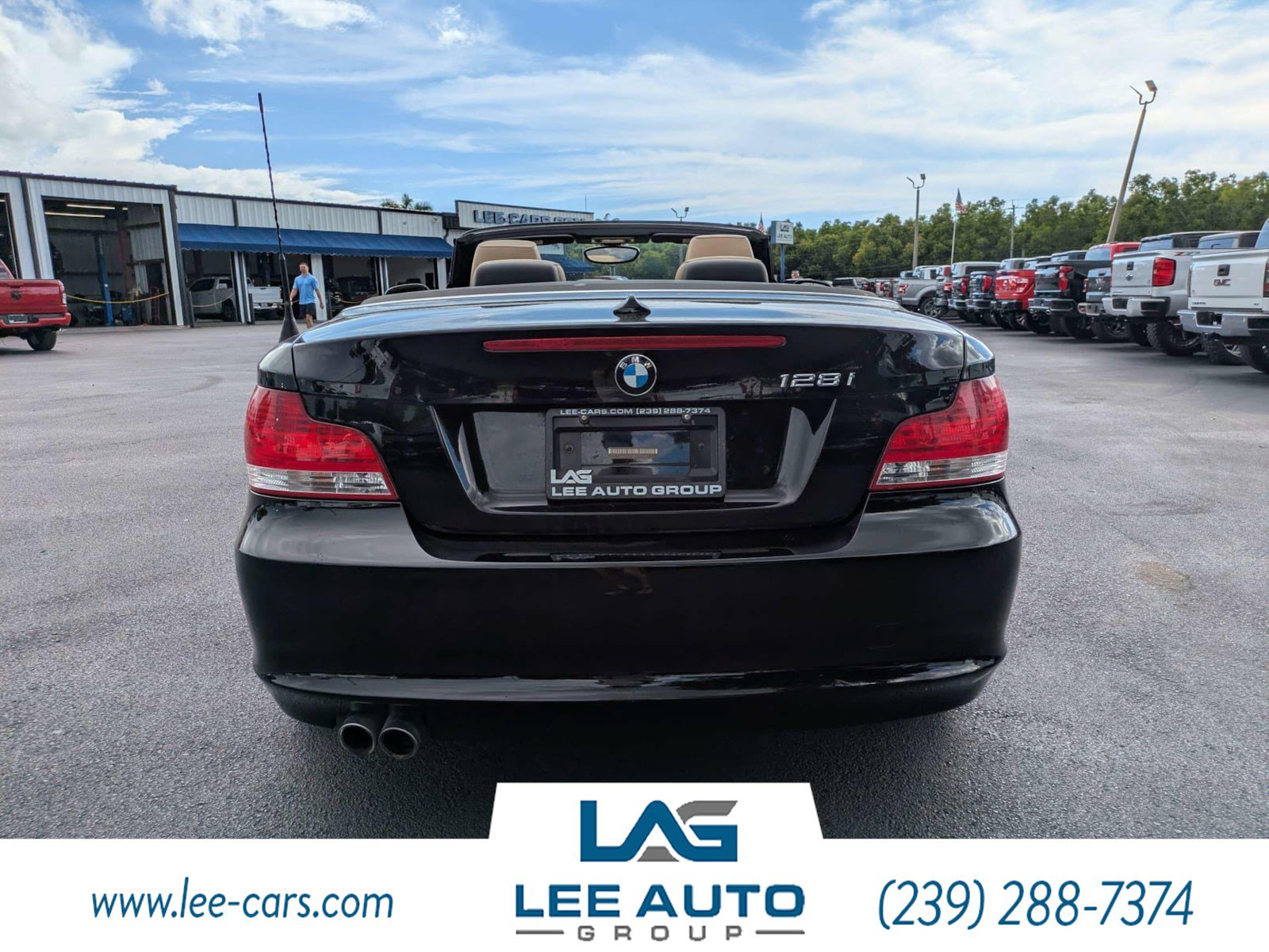 Used 2011 BMW 128i Convertible RWD image 4