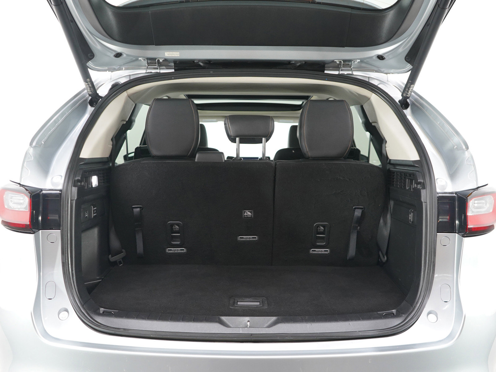 Certified 2024 MAZDA CX-90 Plug-In Hybrid w/ Premium Pkg image 16