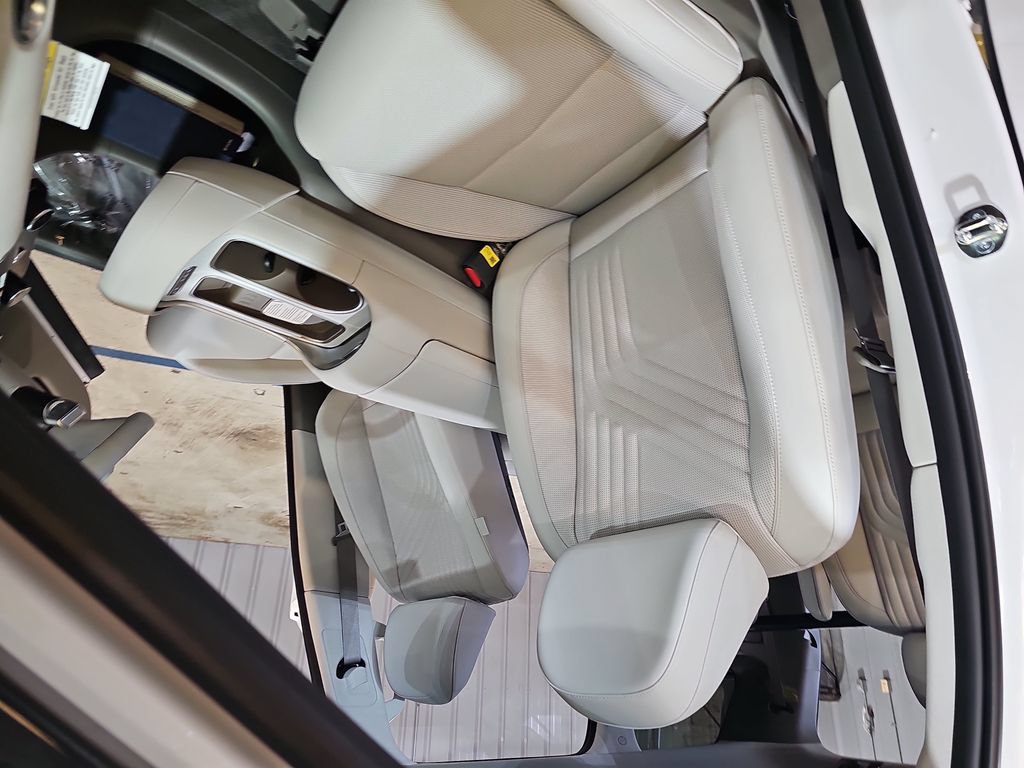 New 2026 Hyundai Palisade SEL Premium FWD image 10