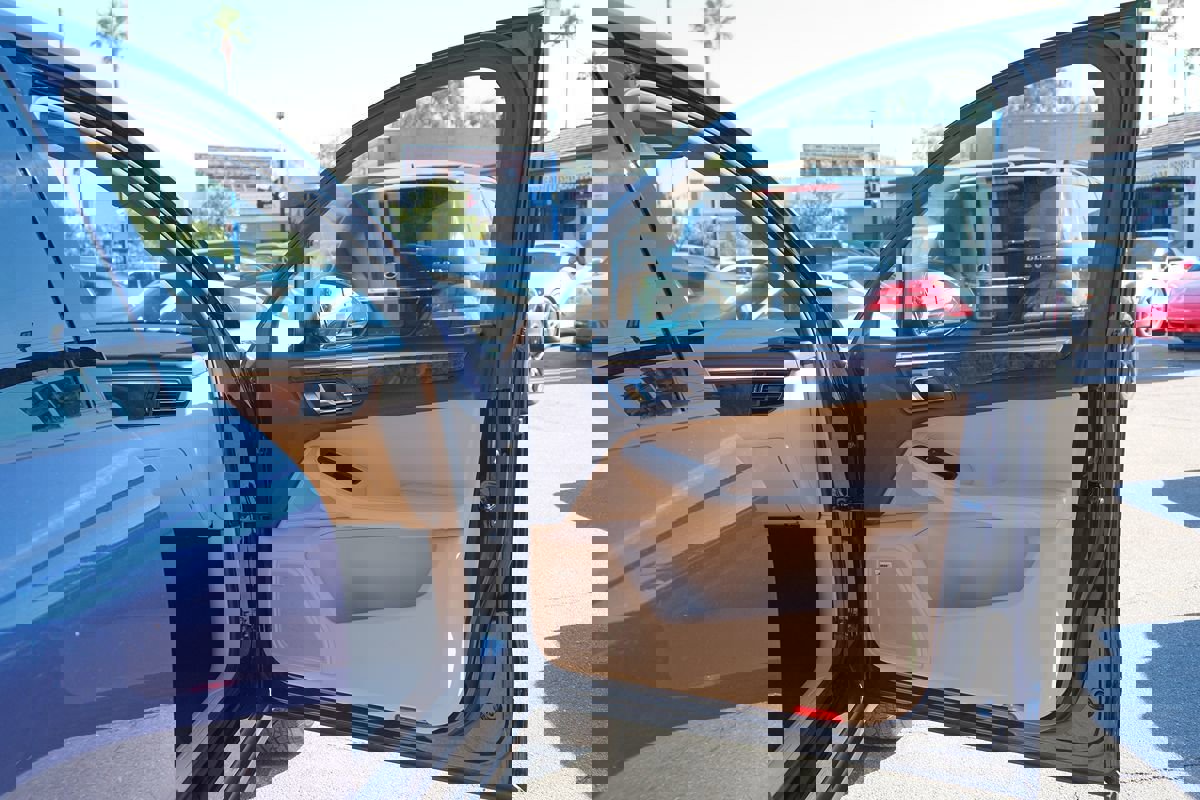 Used 2021 Porsche Macan image 31