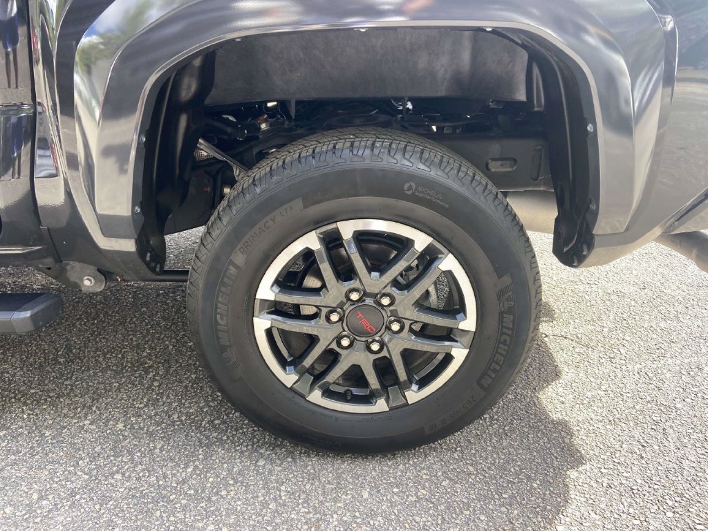 Used 2025 Toyota Tacoma TRD Sport RWD image 8