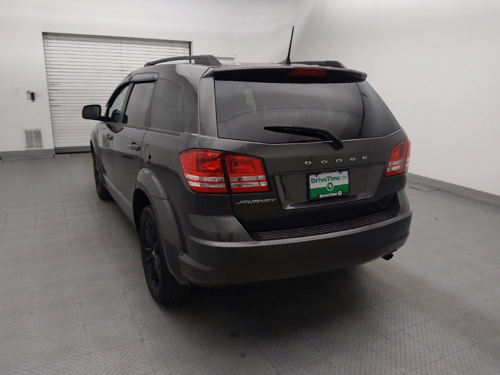 Used 2020 Dodge Journey SE w/ SE Popular Equipment Group FWD image 6