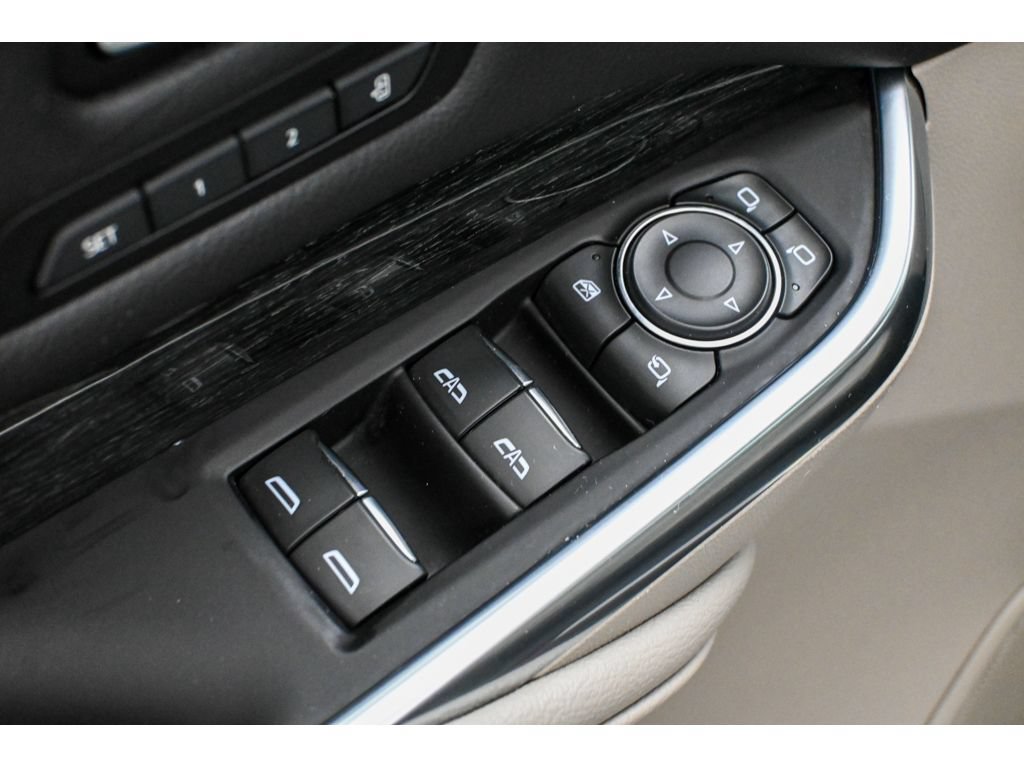Certified 2023 Cadillac XT4 Premium Luxury AWD/4WD image 32