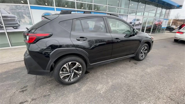 Used 2024 Subaru Crosstrek 2.0i Premium image 8