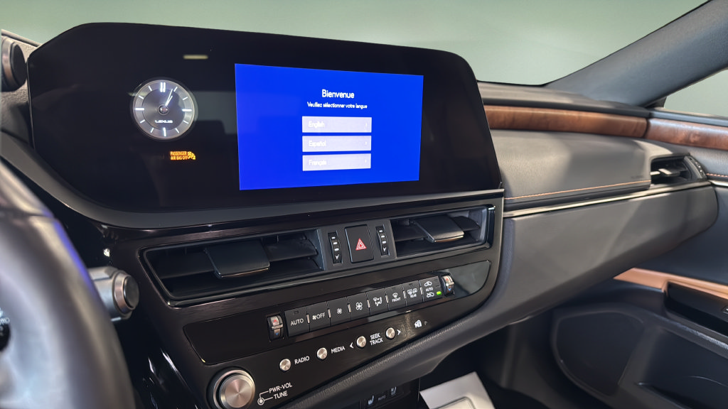 Certified 2023 Lexus ES 350 w/ Premium Package FWD image 35