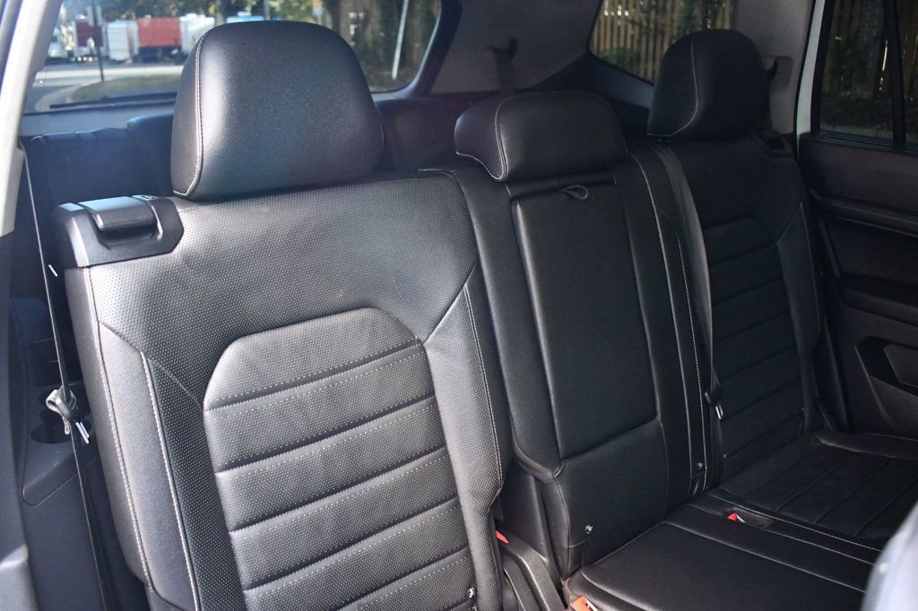 Used 2021 Volkswagen Atlas SEL Premium image 36