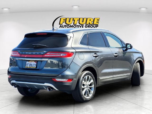 Used 2019 Lincoln MKC Select w/ Select Plus Package FWD image 4