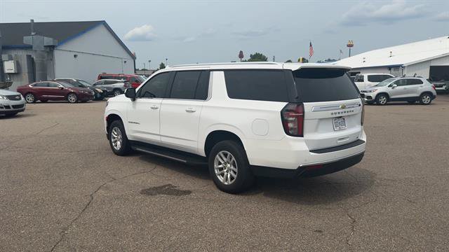 Used 2022 Chevrolet Suburban LT AWD/4WD image 31