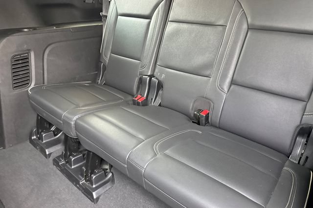 Used 2024 GMC Yukon XL SLT RWD image 18