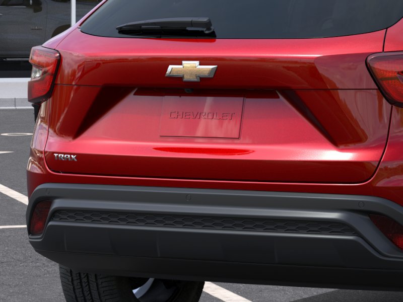 New 2026 Chevrolet Trax LS w/ LS Convenience Package FWD image 38