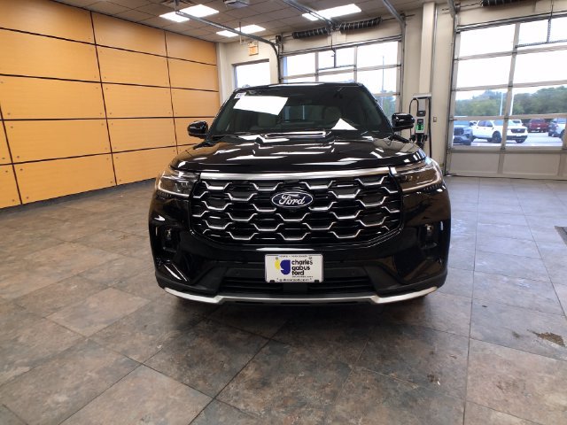 New 2027 Ford Explorer Platinum w/ LUX Leather Package AWD/4WD image 2