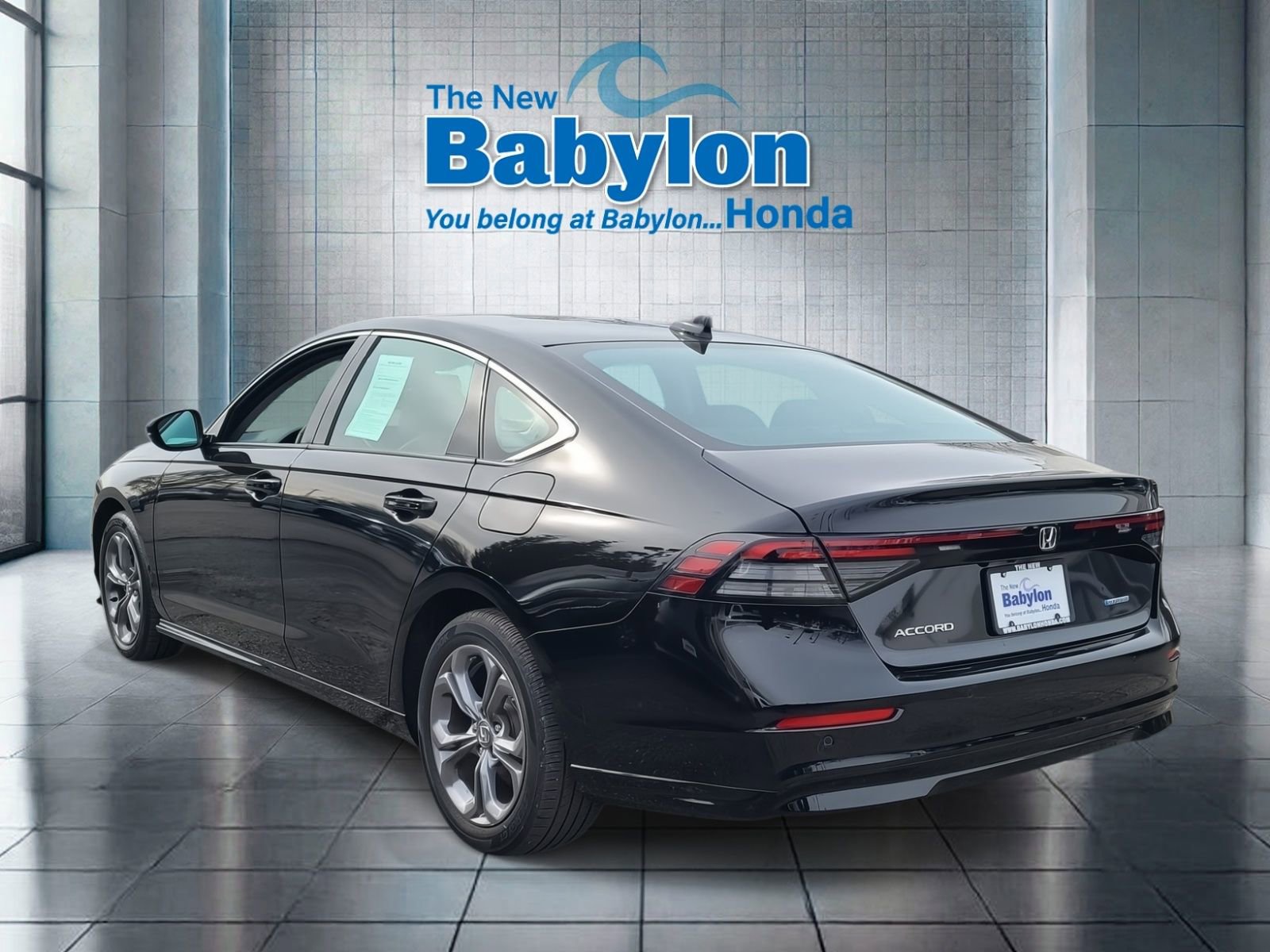 Used 2023 Honda Accord EX-L image 3