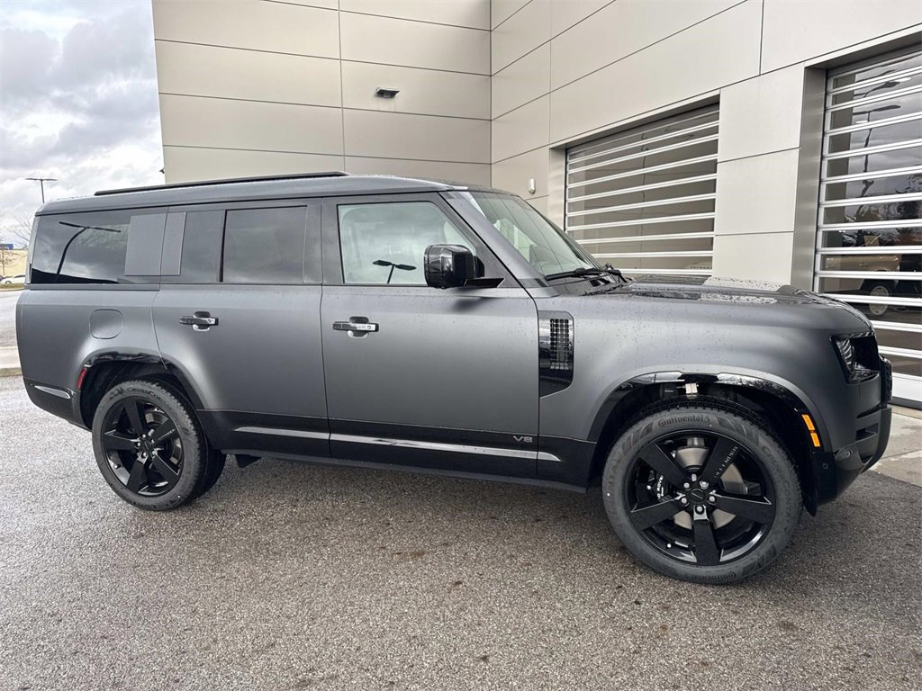 New 2026 Land Rover Defender 130 V8 image 8