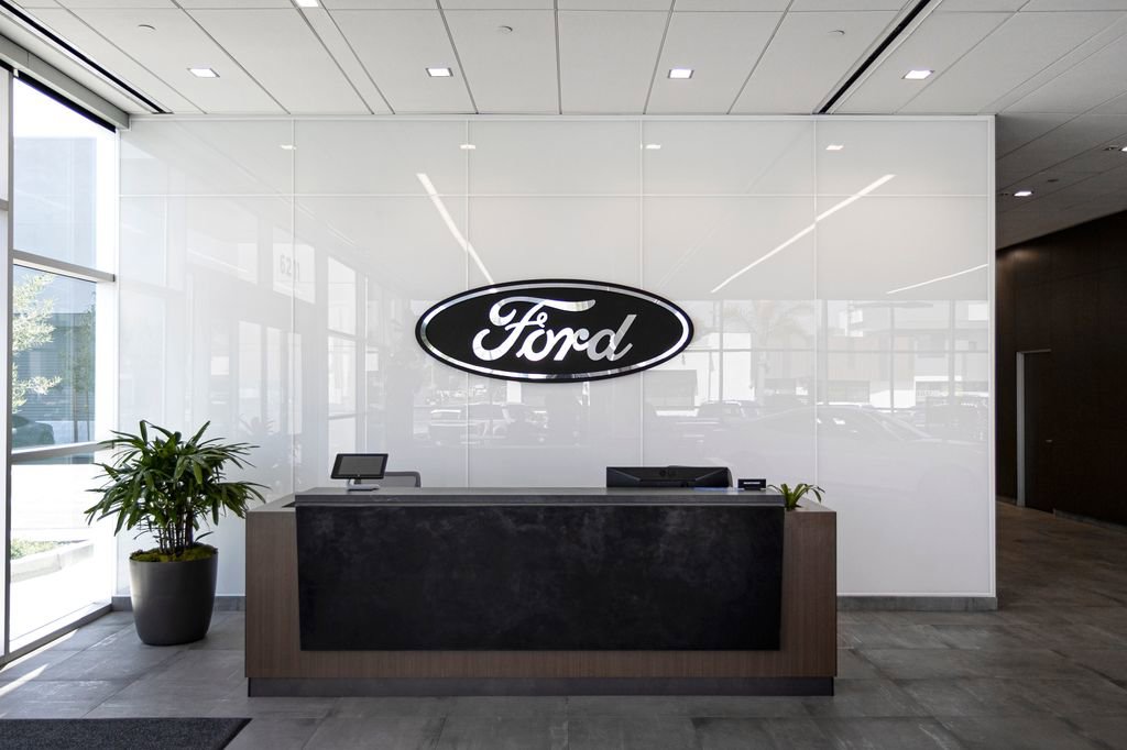 Used 2024 Ford F250 Platinum image 29