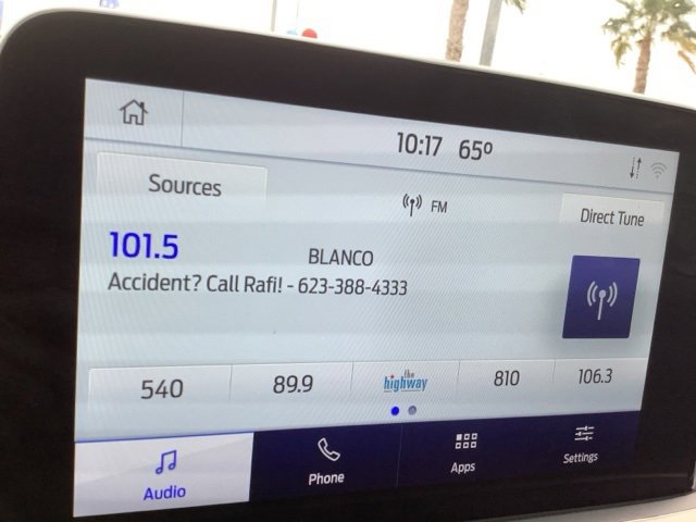 Used 2022 Ford Escape SE w/ SE Sport Appearance Package image 21