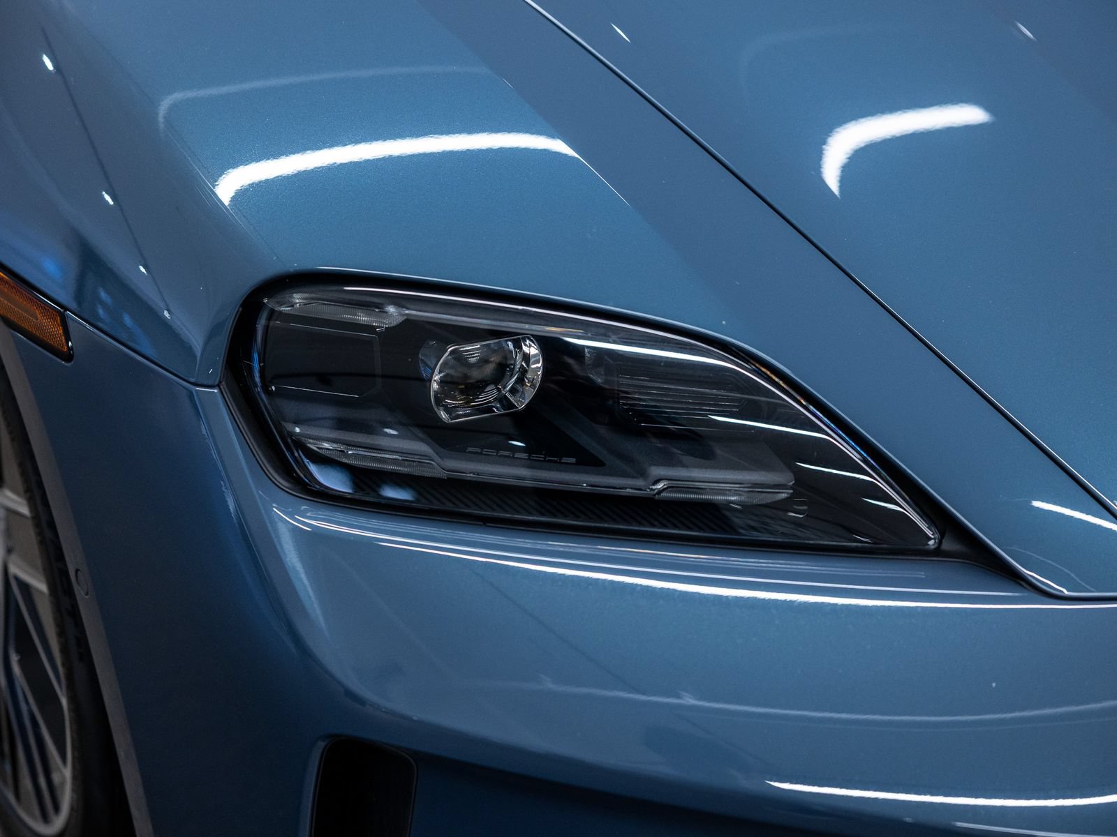 New 2025 Porsche Taycan AWD/4WD image 13