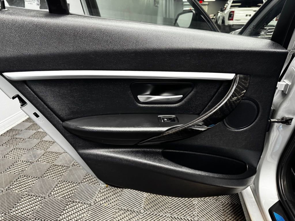 Used 2016 BMW 328i Sedan image 46