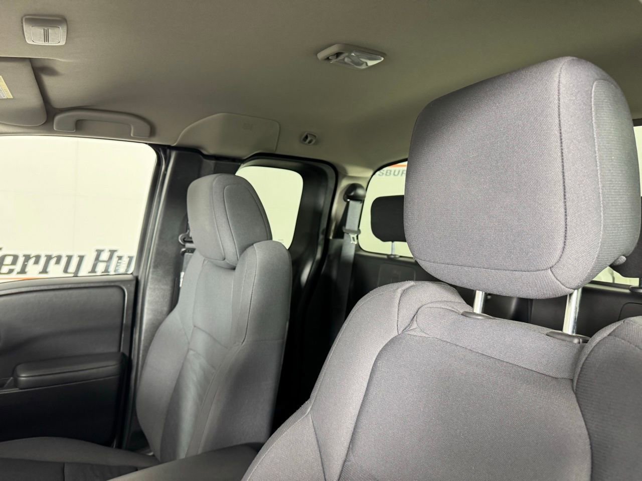 Used 2022 Nissan Frontier S image 11