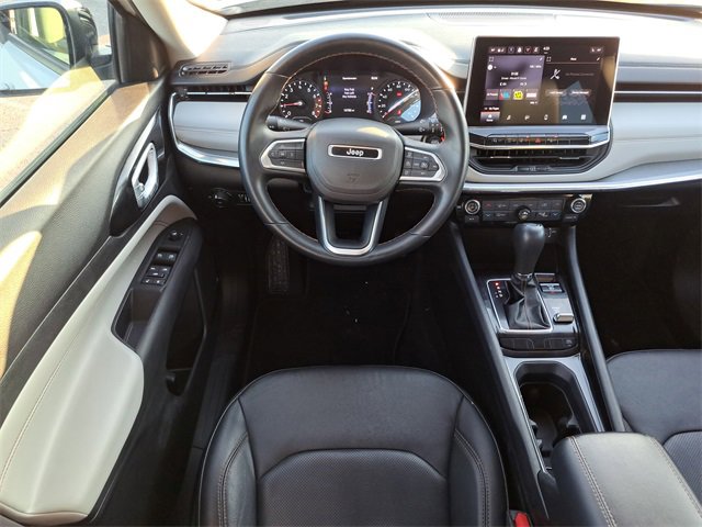 Used 2022 Jeep Compass Limited image 12