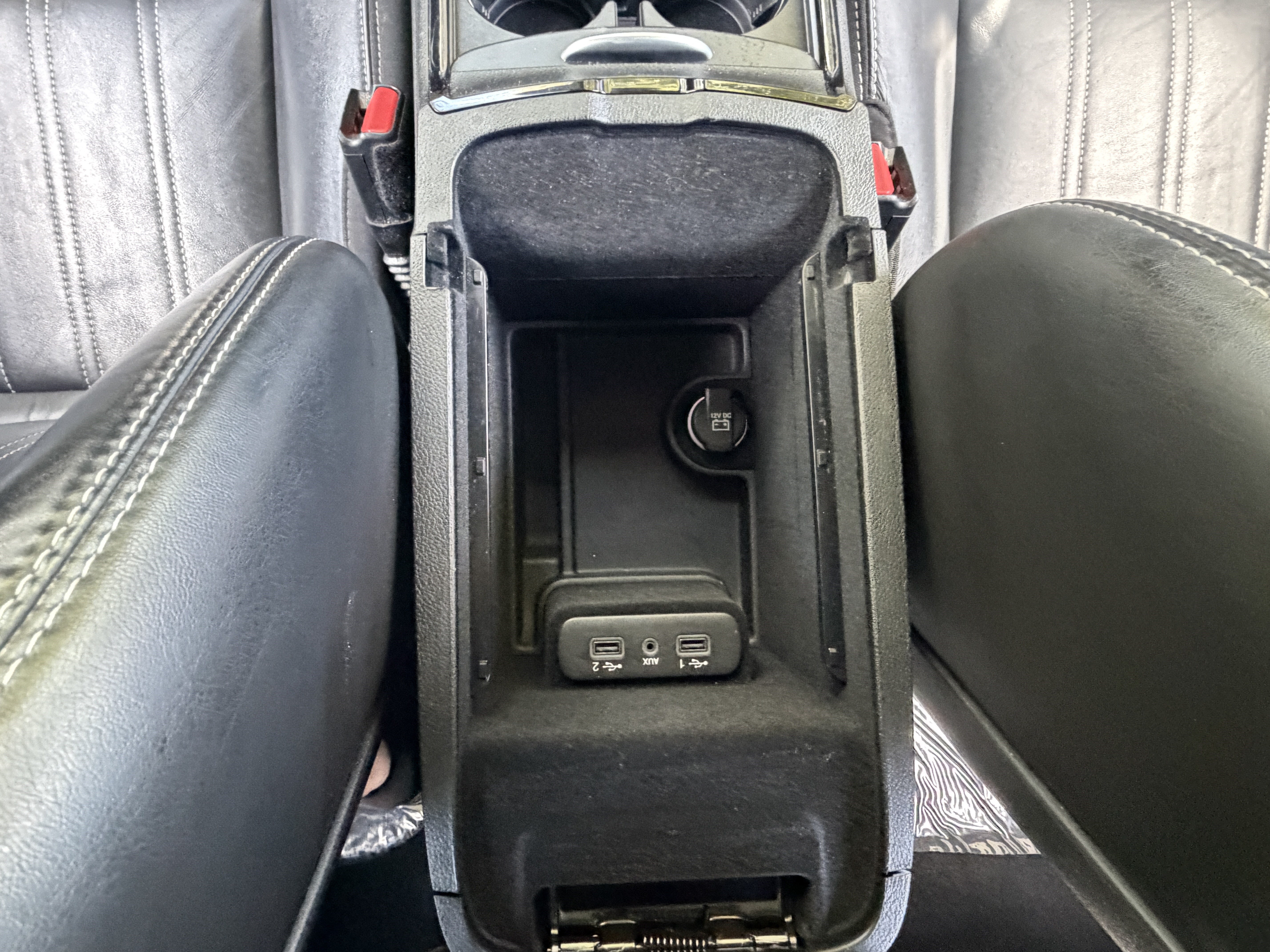 Used 2022 Chrysler 300 S RWD image 48