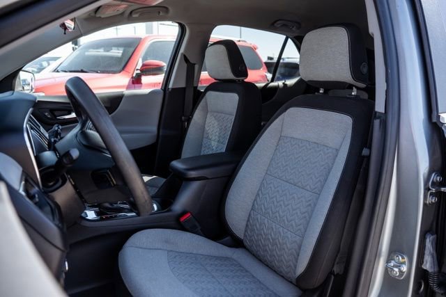 Used 2023 Chevrolet Equinox LT AWD/4WD image 24