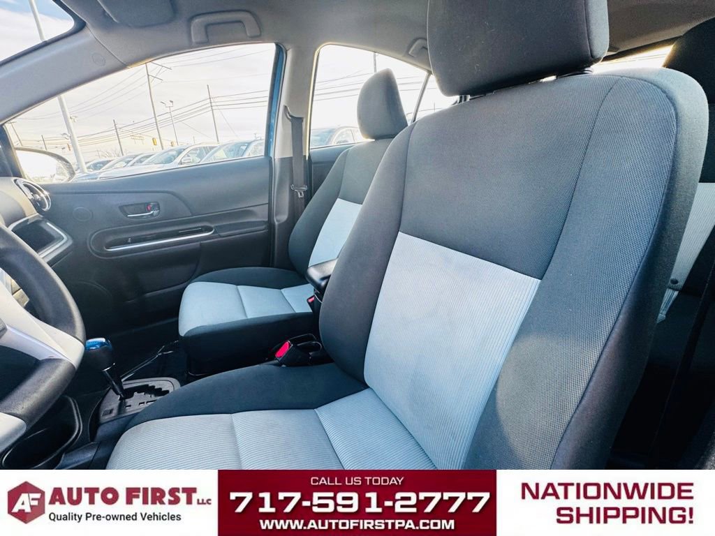 Used 2015 Toyota Prius C Four image 9