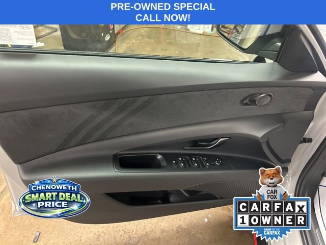 Used 2025 Hyundai Elantra N image 11