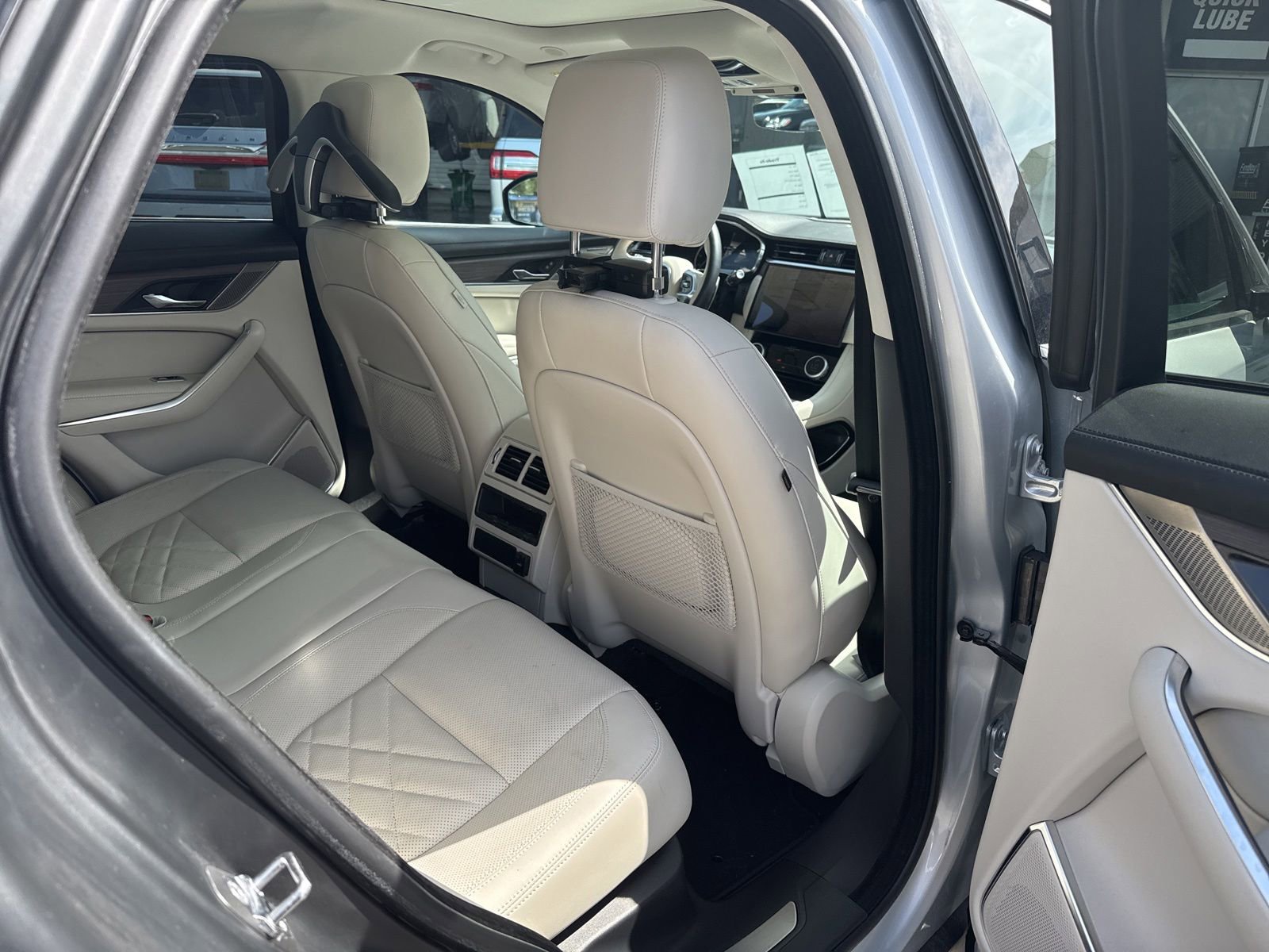 Used 2023 Jaguar F-PACE S AWD/4WD image 14