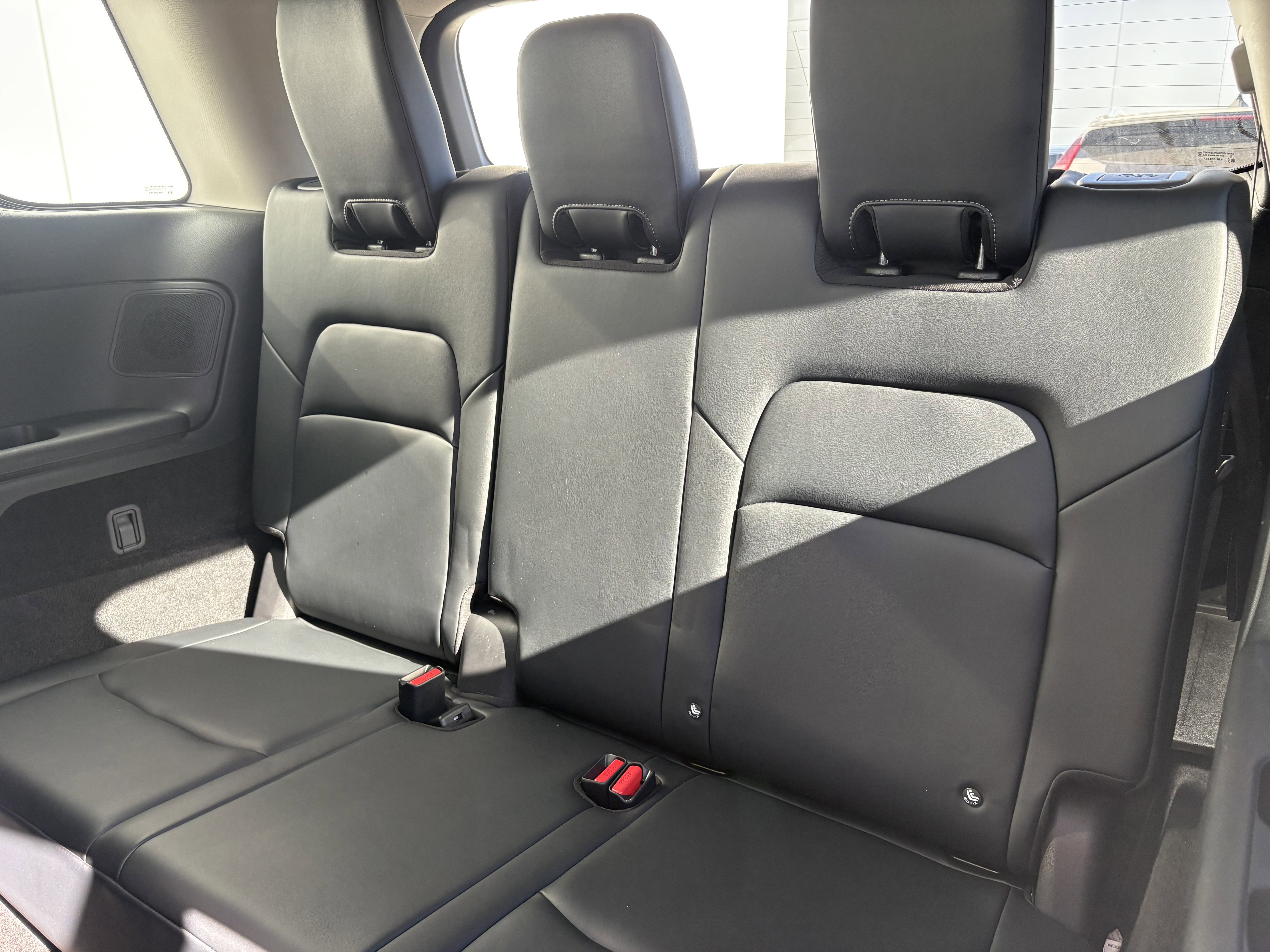 Used 2023 Nissan Pathfinder Platinum w/ Lighting Package (N93) AWD/4WD image 13