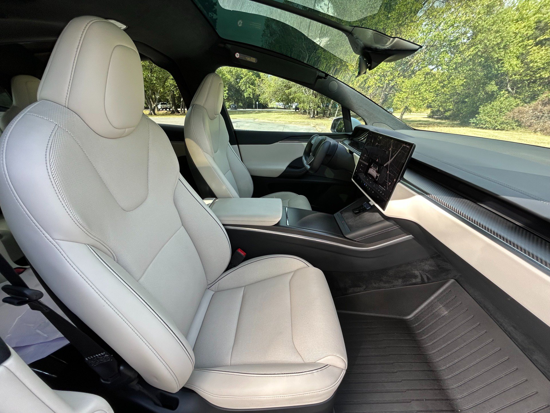 Used 2022 Tesla Model X Plaid AWD/4WD image 12