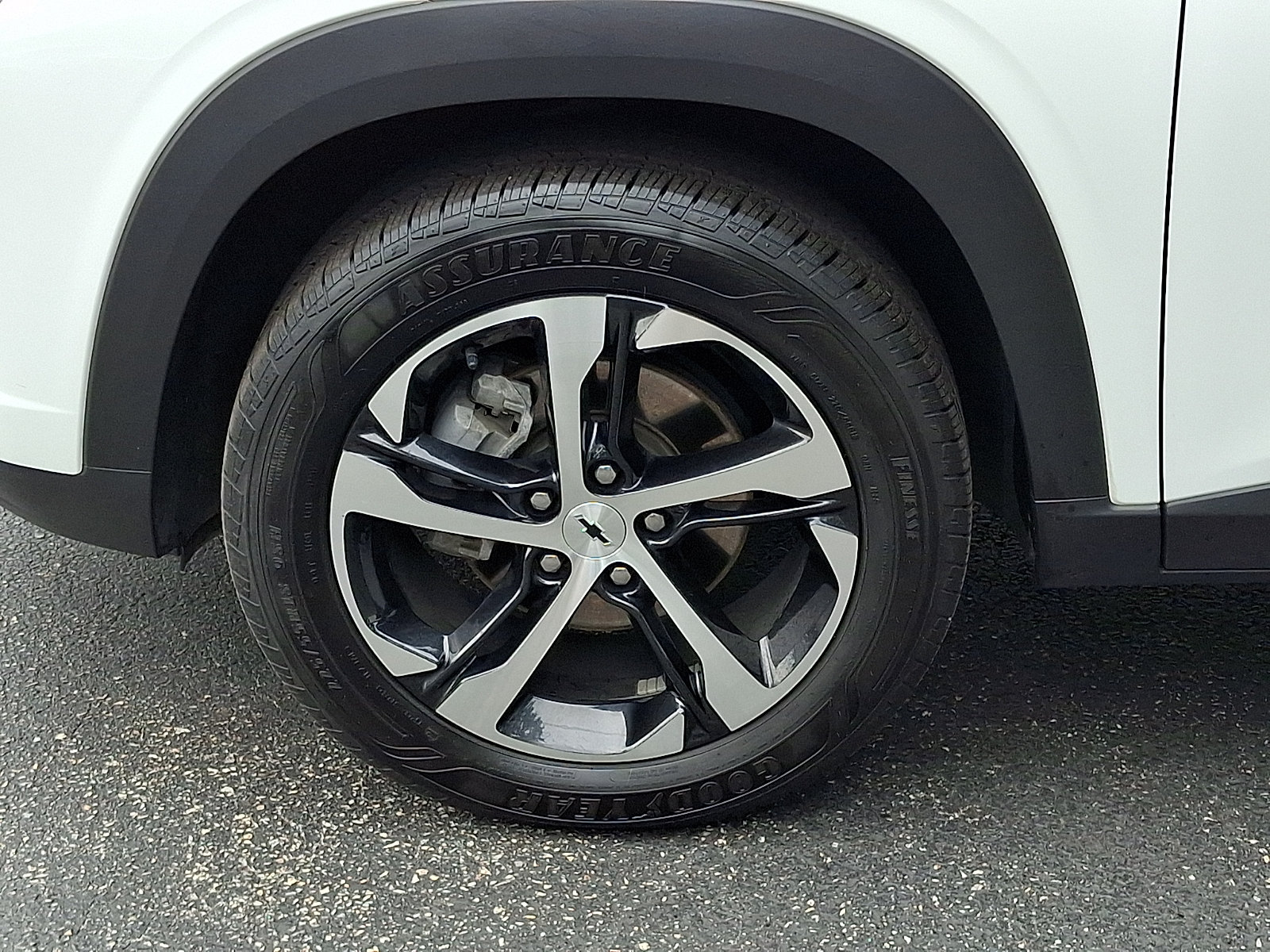 Used 2025 Chevrolet Trax RS w/ Driver Confidence Package FWD image 9