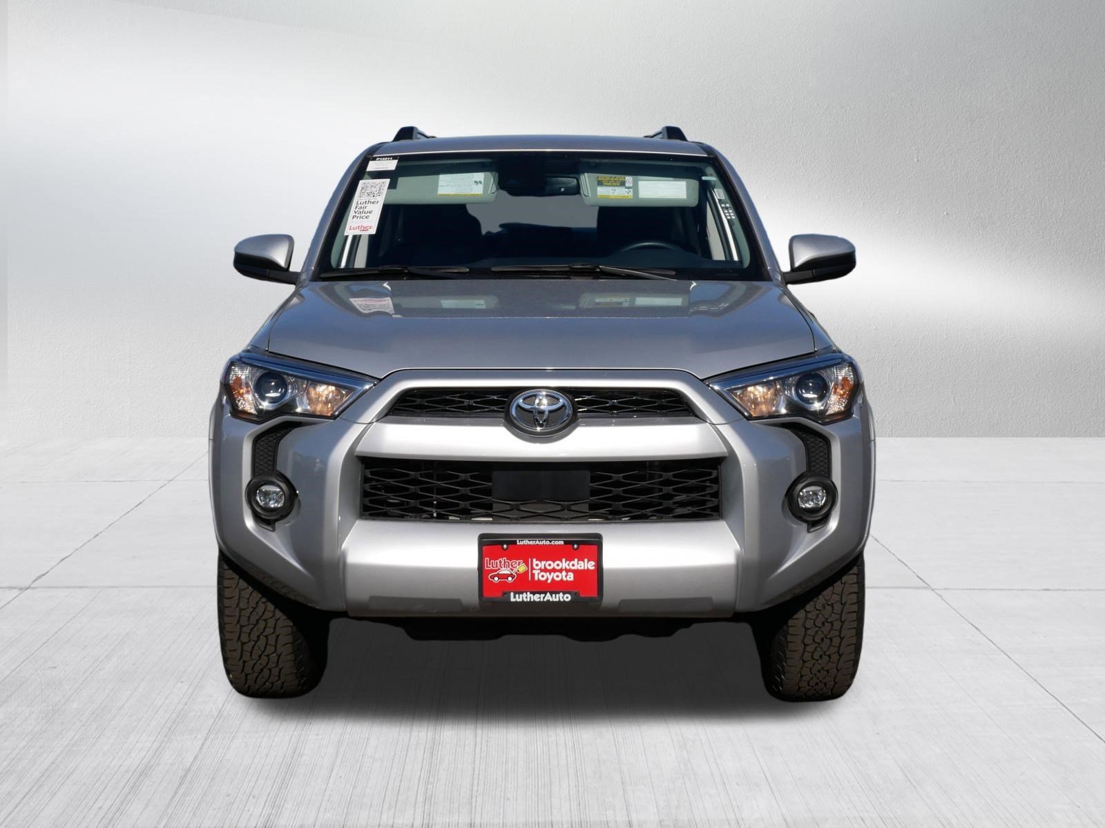 Certified 2024 Toyota 4Runner SR5 image 2