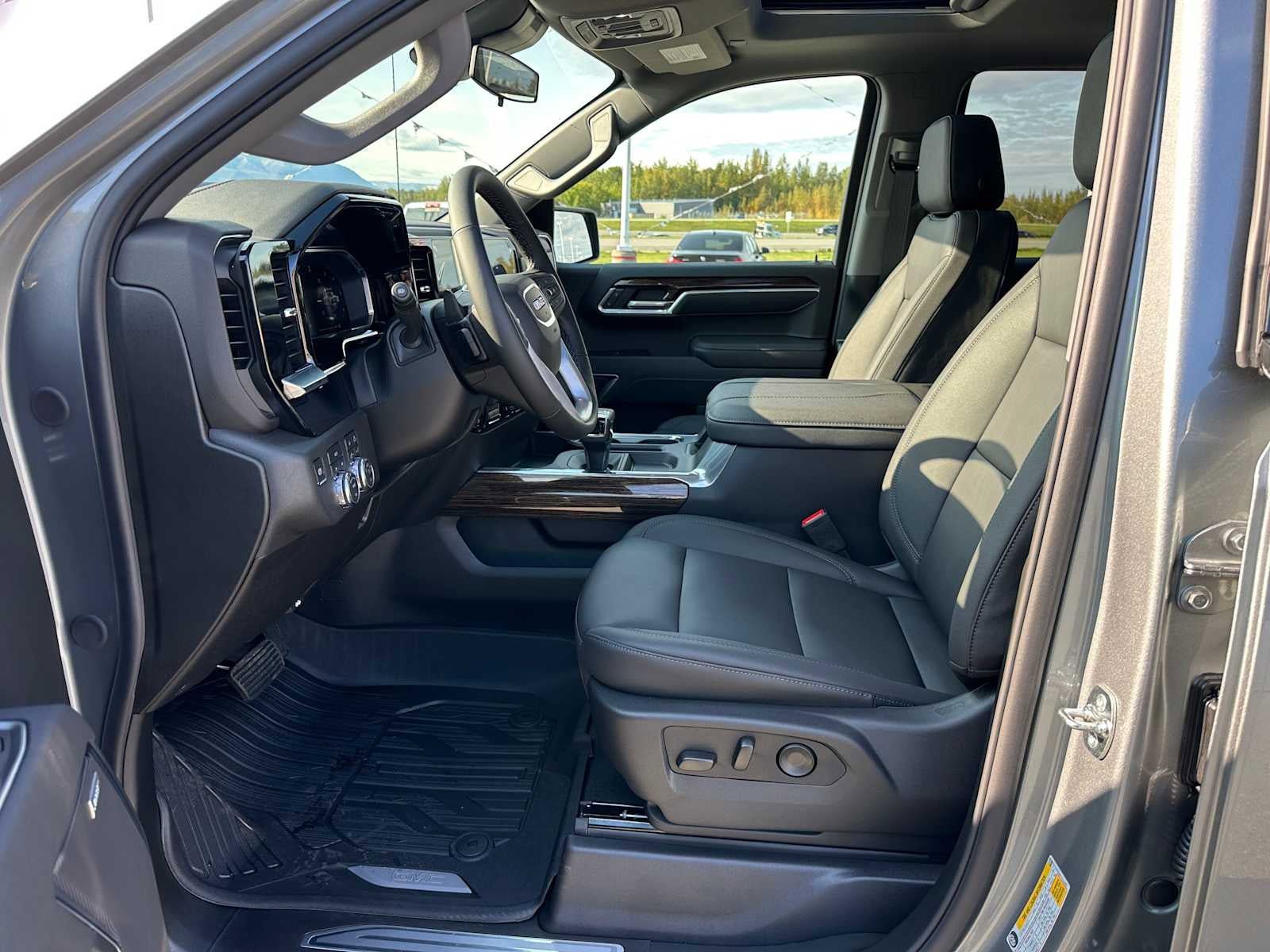 New 2026 GMC Sierra 1500 Elevation w/ Elevation Premium Package AWD/4WD image 21