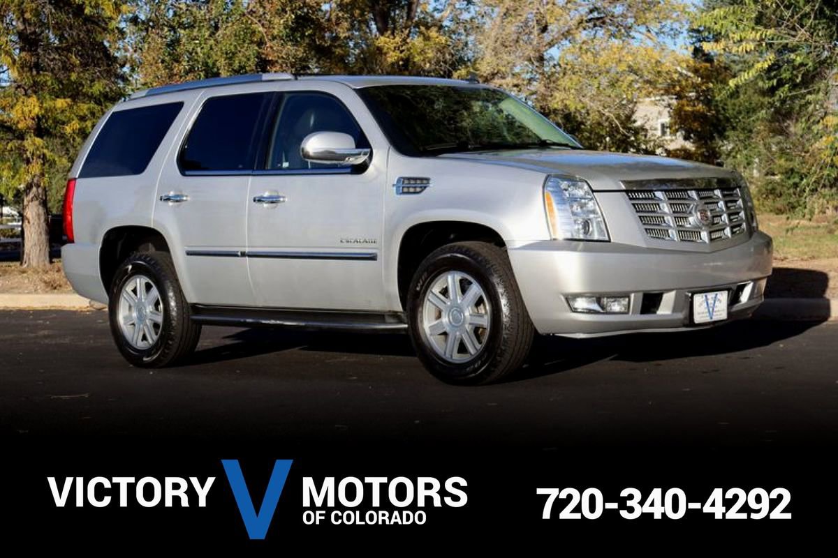 Used 2011 Cadillac Escalade AWD
