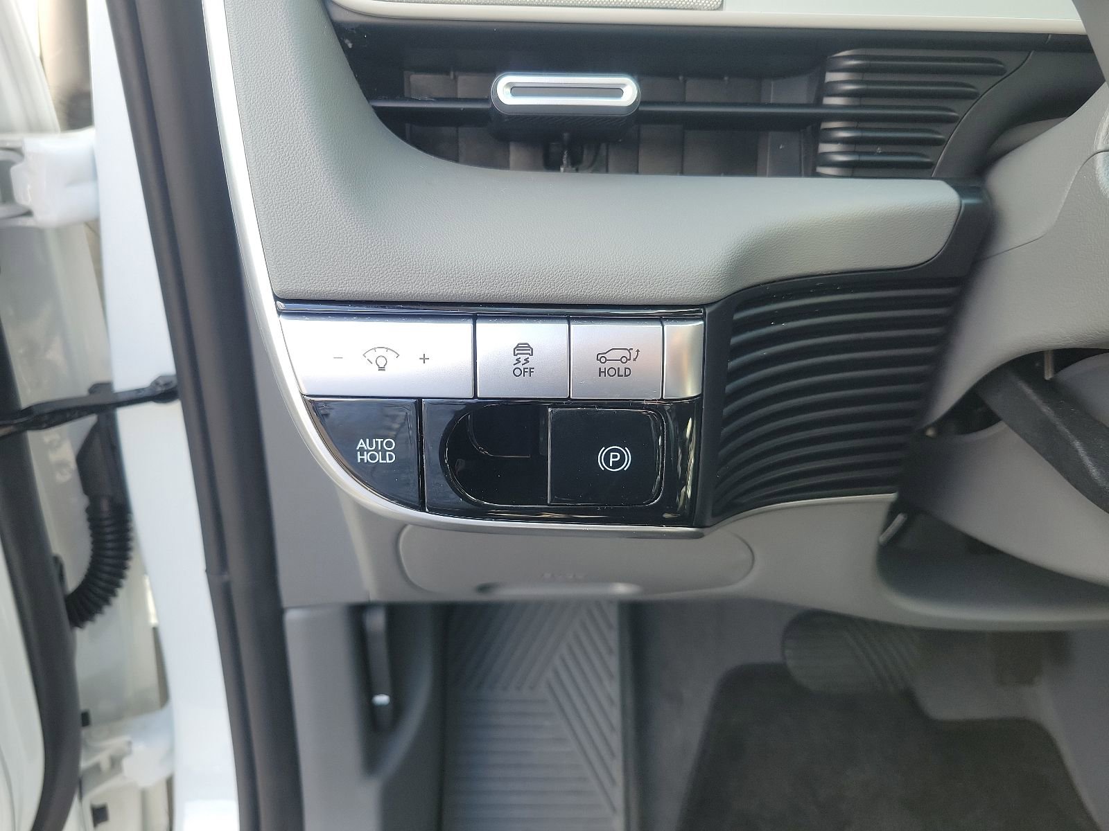 Certified 2024 Hyundai Ioniq 5 SEL image 23