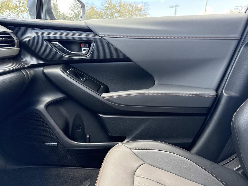 Used 2024 Subaru Crosstrek 2.5i Limited w/ Crosstrek Mirror Package image 25