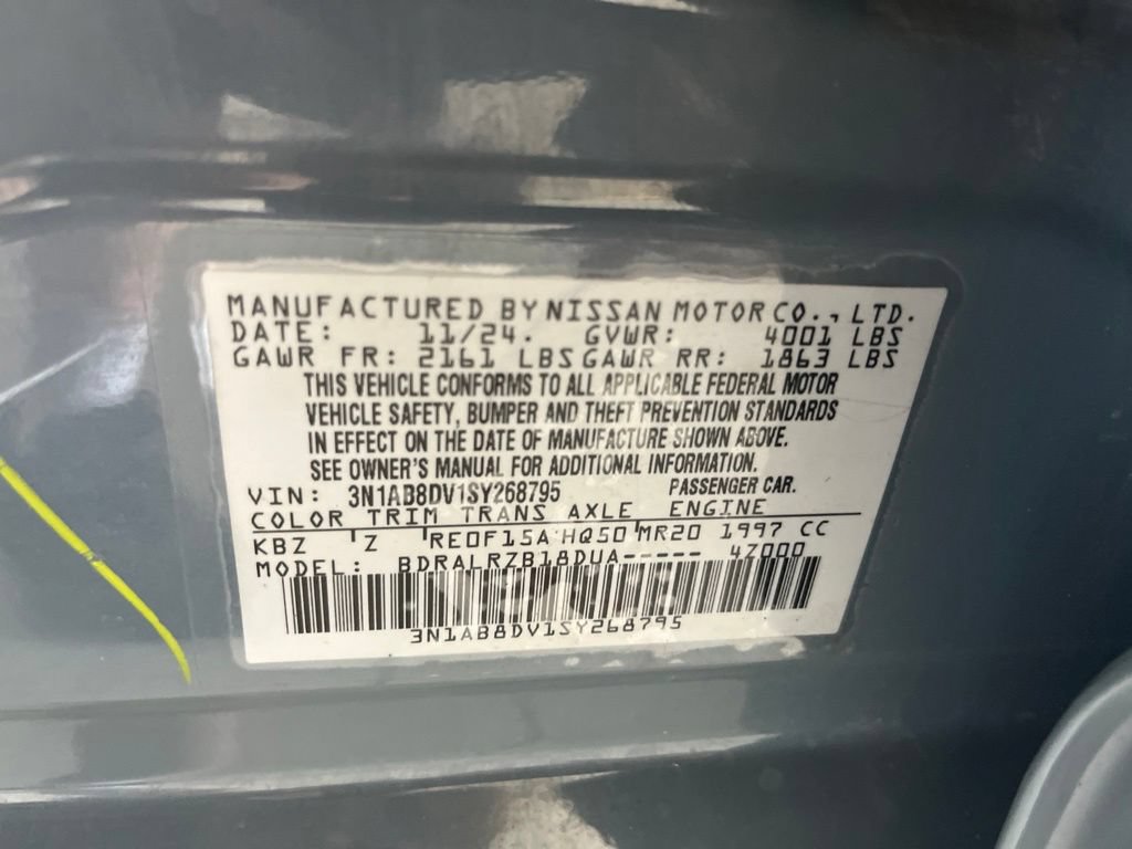 Used 2025 Nissan Sentra SR FWD image 75