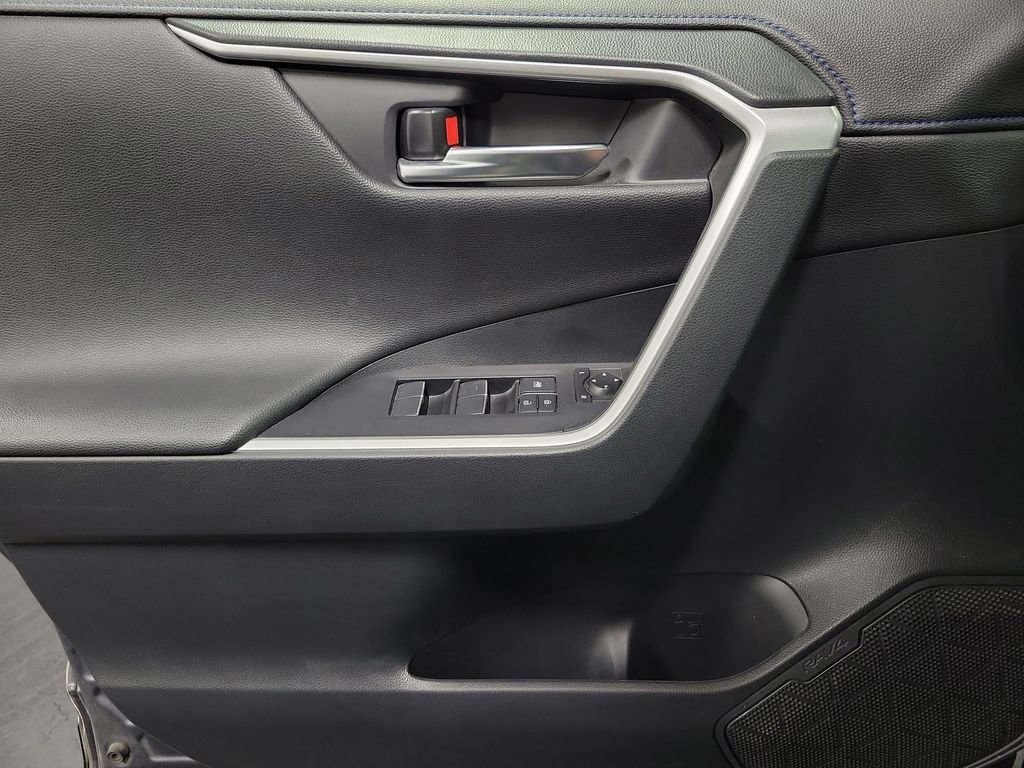 Used 2020 Toyota RAV4 XSE image 24