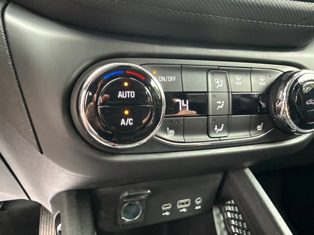 Used 2023 Chevrolet TrailBlazer LT w/ Convenience Package AWD/4WD image 31