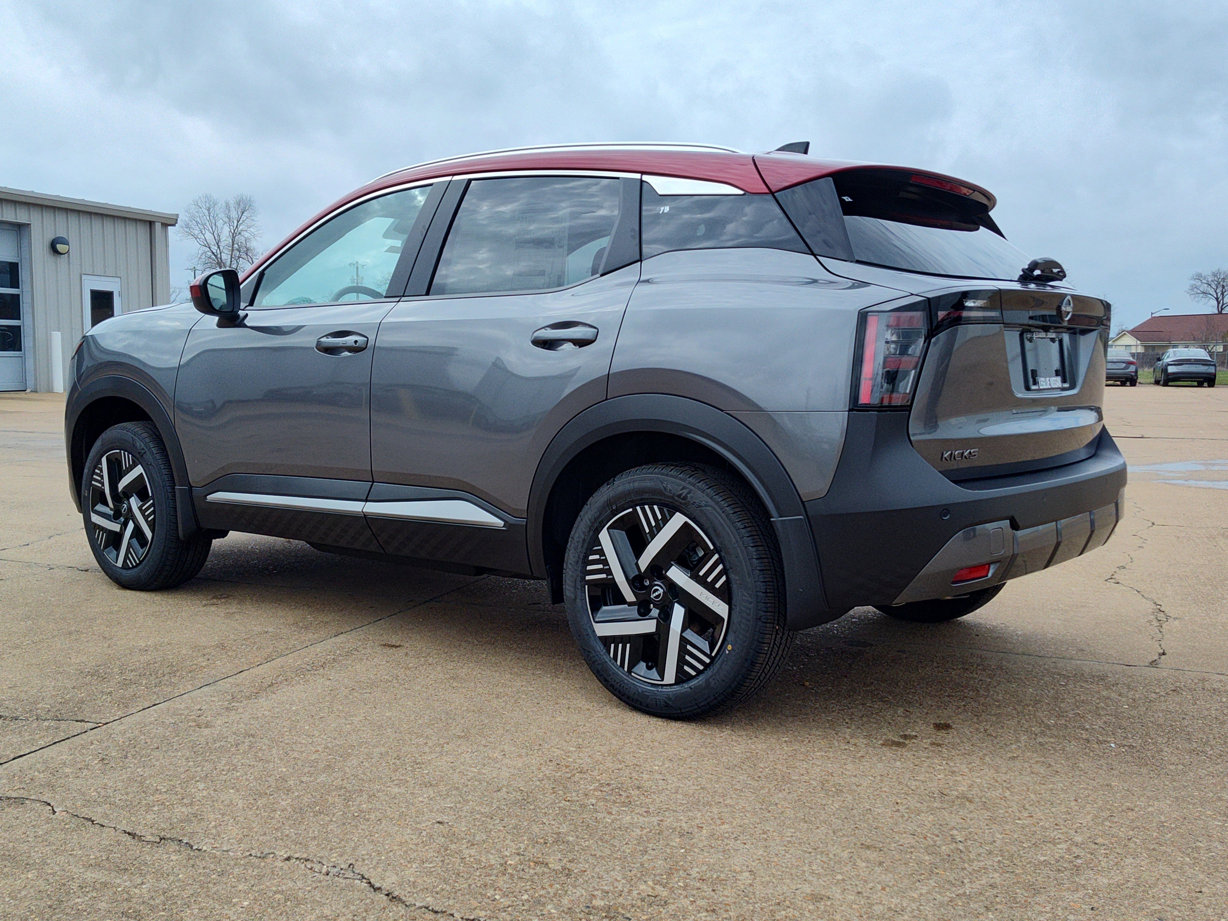 New 2026 Nissan Kicks SV w/ SV Premium Package image 4
