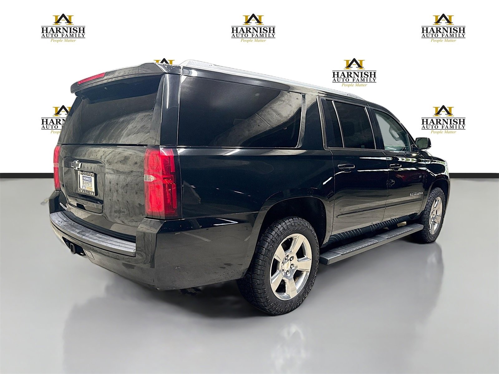 Used 2019 Chevrolet Suburban LS w/ All-Season Package image 5
