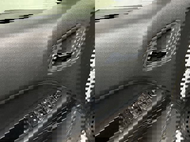 Certified 2020 GMC Canyon SLE w/ Driver Alert Package image 22