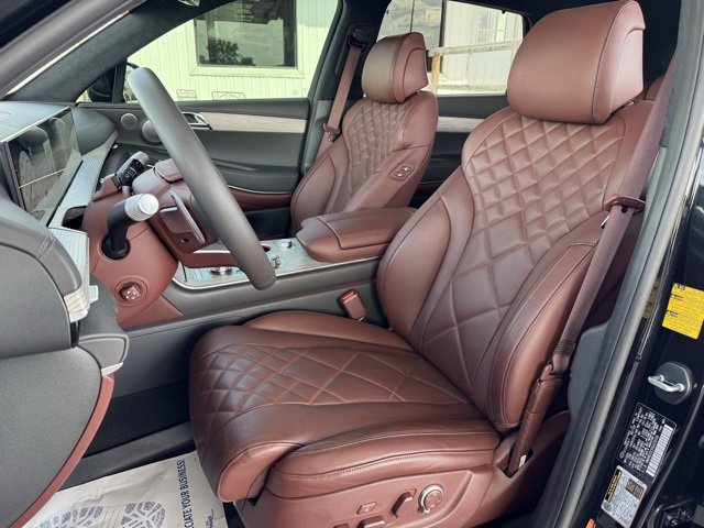 Used 2025 Genesis GV80 3.5T Prestige image 22