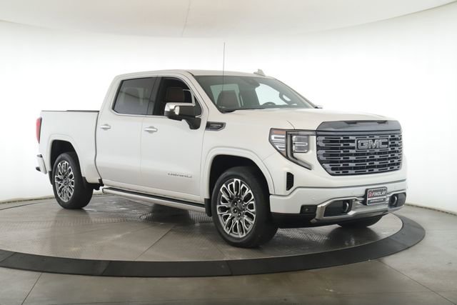 Used 2024 GMC Sierra 1500 Denali Ultimate image 2