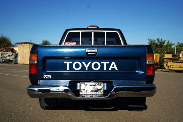 Used 1994 Toyota Pickup DX image 14
