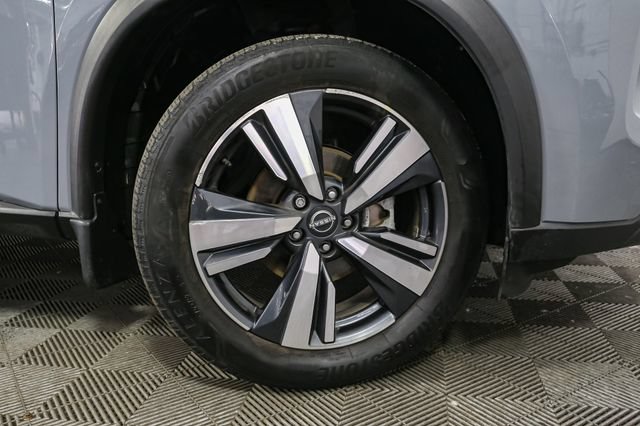 Used 2023 Nissan Rogue SL AWD/4WD image 14