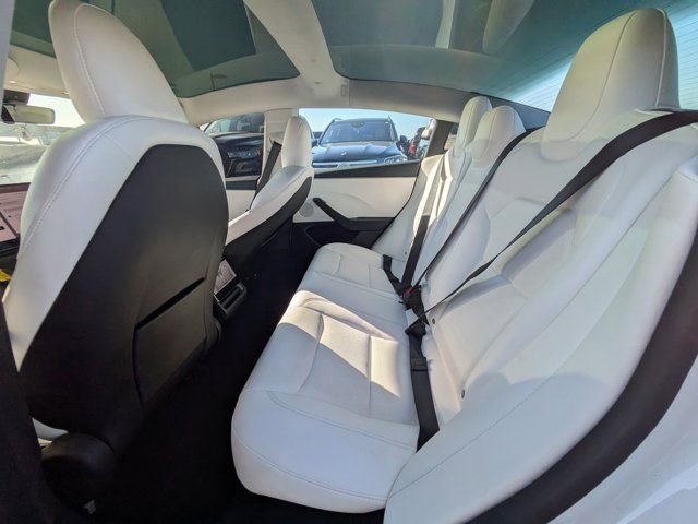 Used 2025 Tesla Model 3 Long Range image 11