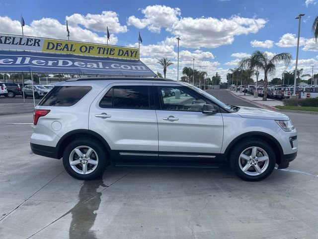 Used 2019 Ford Explorer XLT w/ Equipment Group 202A FWD image 9